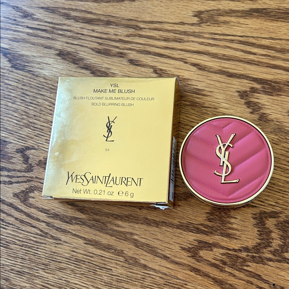 New with box 
Berry bang 
YSL blush